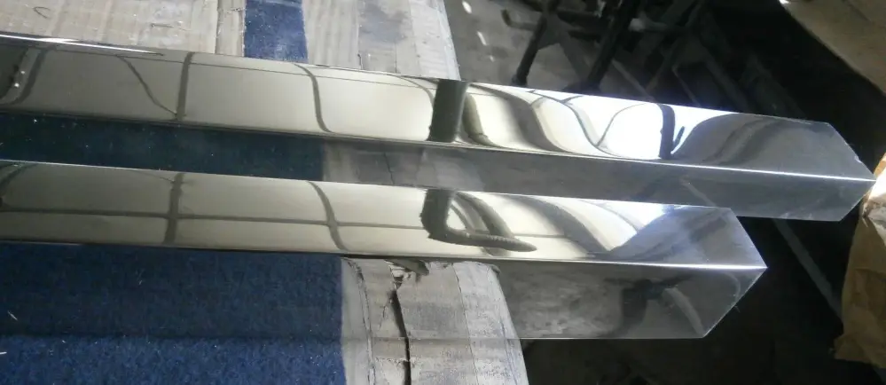 POLISSAGE MIROIR_TUBES CARRES