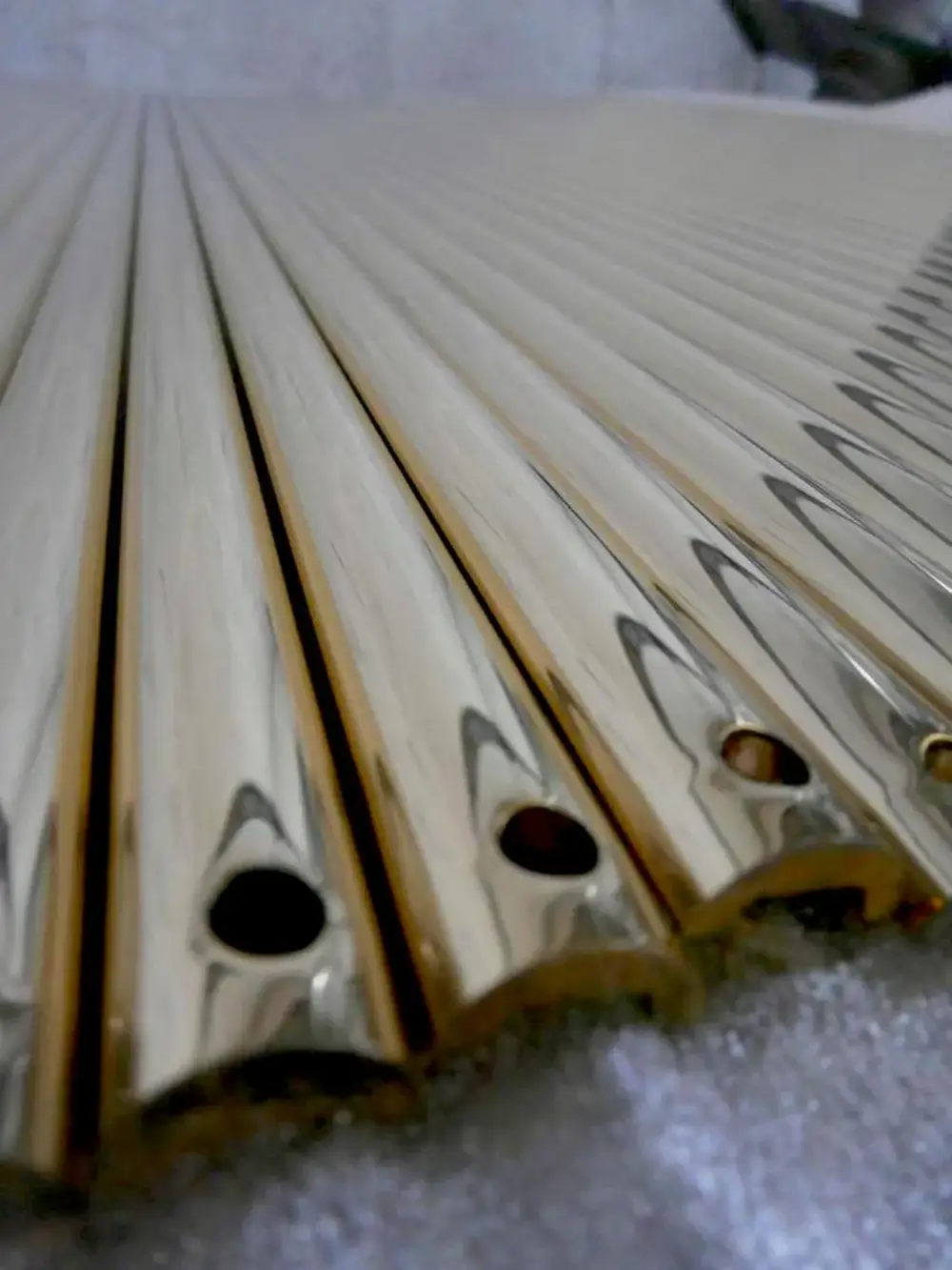 POLISSAGE BRILLANT_TIGES