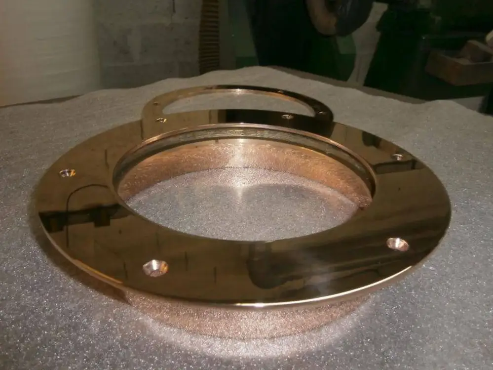 POLISSAGE BRILLANT_LUSTRE